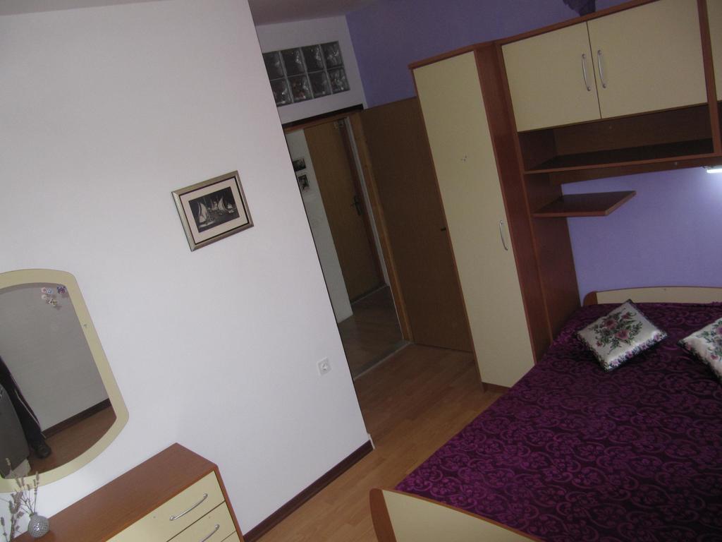Apartmans And Rooms Dunjini Dvori コルチュラ エクステリア 写真